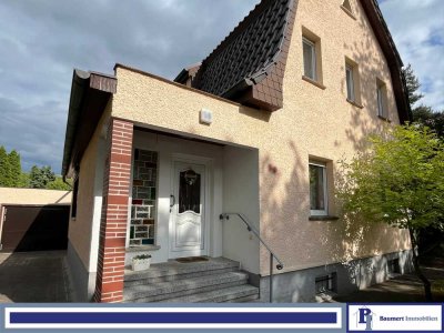 Charmantes Einfamilienhaus mit Keller und Garage in Biesdorf