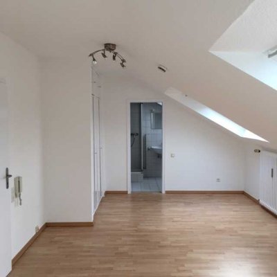 Gepflegte 1-Zimmer-Wohnung mit EBK in Ratingen / Pendler- / Singlewohnung