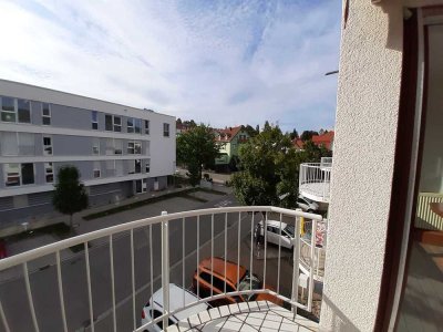 Stilvolle 2-Zimmer-Wohnung mit Einbauküche in Eningen unter Achalm