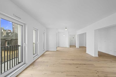 Großzügige 2-Zi-Wohnung mit Balkon im 5. OG, Frankfurt-Gutleutviertel – direkt vom Eigentümer