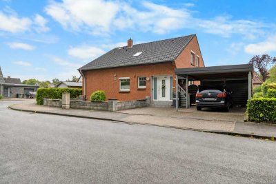 FAMILIENHAUS MIT POTENZIAL IN RUHIGER LAGE