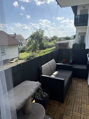 Schöne modernisierte 3 Zimmer Wohnung