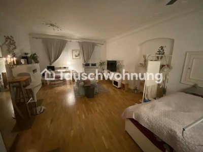 Tauschwohnung: 1-Zimmer Stuck Wohnung