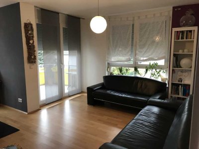 Exklusive, helle 3 Zimmer Wohnung mit Balkon und EBK in Mannheim Neuostheim / Neuhermsheim