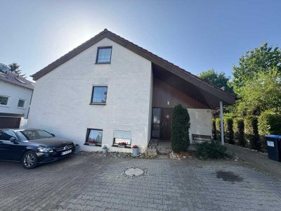 Günstiges 4-Zimmer-Einfamilienhaus mit EBK in Reutlingen