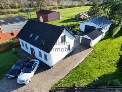 Perfektes Anwesen: Einfamilienhaus, Anbau, Doppelgarage & viel Natur in Cuxhaven - Altenwalde!