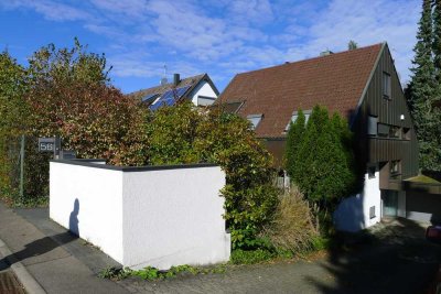 Hochwertige, möblierte 2-Zimmerwohnung mit Gartennutzung