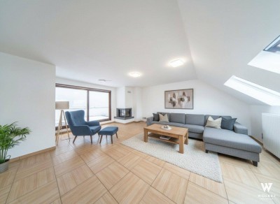 Großzügige 5-Zimmer-Dachgeschosswohnung mit Terrasse – Toplage Kagraner Platz | Mit Kamin &amp; Klimaanlage