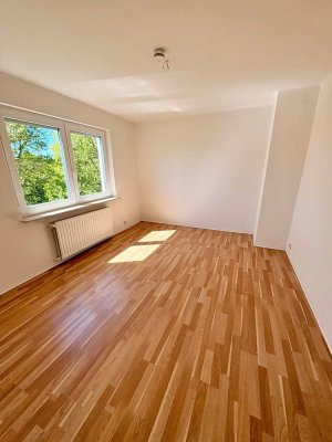 3 ZKB-Whg. mit Balkon und Terrasse