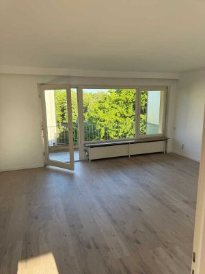 Lichtdurchflutete 3-Zimmer-Wohnung mit sonnigem Balkon