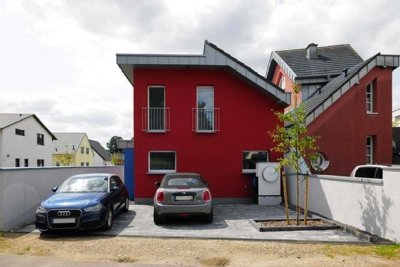 Architektenhaus/Erstbezug 1.12.2025/ 3 Zi.,2 Terrassen und kleiner Garten