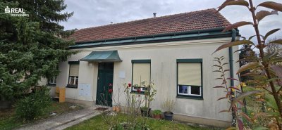 schmuckes Weinviertler Häuschen in Asparn