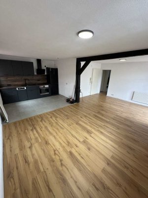 Schöne Renovierte 2-Zimmer-Wohnung in Niedernhall