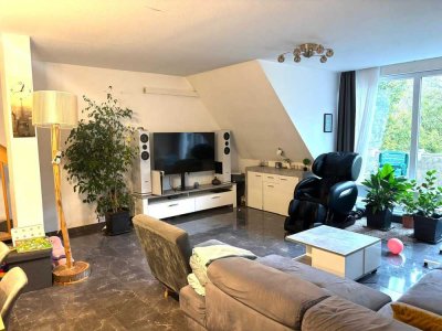 Schöne Eigentumswohnung mit 4 Zimmern im Herzen von Sankt Augustin