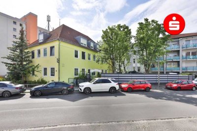 Mehrfamilienhaus mit Gewerbe in Sandreuth