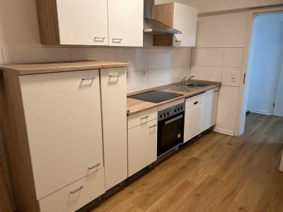 von privat - Hochwertig sanierte 2-Zimmer-Souterrainwohnung – modern, hell & gemütlich