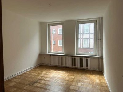 2-ZW in der Stoschstr. 9a in Kiel zu vermieten! OTTO STÖBEN GmbH