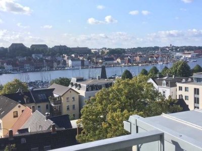 Kleine Traumwohnung mit Blick über Förde und Hafen