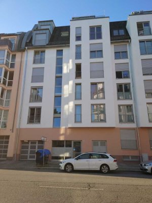 Bezugsfertige 1-Raum-Wohnung mit Balkon im Neubau