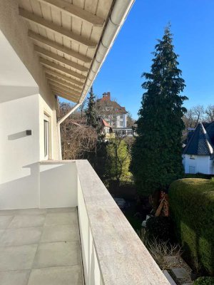 Helle, moderne 4 Zimmer Wohnung mit Balkon und Garten in bester  Lage von Bad Homburg
