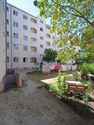 Zweizimmerwohnung im 4. OG ohne Aufzug am Dianaplatz