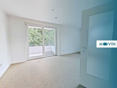 ** Geräumiges 1-Zimmer-Apartment mit großem Balkon, Badewanne und EBK **