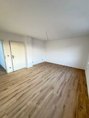 Erstbezug nach Sanierung: Moderne 1-Zimmer-Wohnung mit EBK in Essen-Kupferdreh