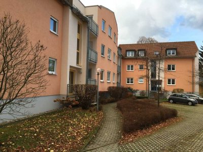 2 Raum Dachgeschoß Wohnung mit Süd-West-Balkon und Einbauküche in Freiberg zu vermieten