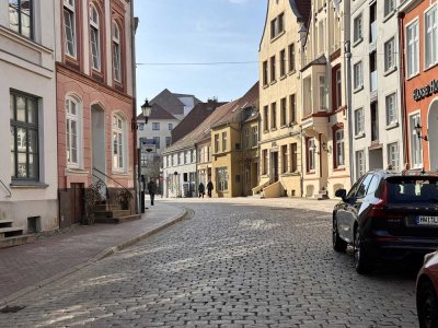 Schöne Dachgeschosswohnung in der Altstadt zu verkaufen!