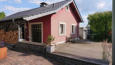 Modernisiertes Einfamilienhaus in Lohmar-Hoven mit Einliegerwohnung