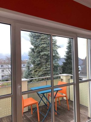 Rarität, Licht durchgeflutete 3 Zimmer, Dachgeschosswohnung