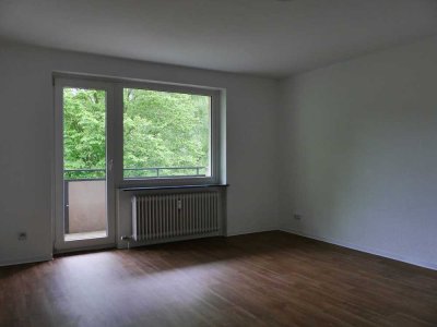 3-Zimmer-Wohnung mit Tageslichtbad und Balkon in Hanau-Großauheim zu vermieten