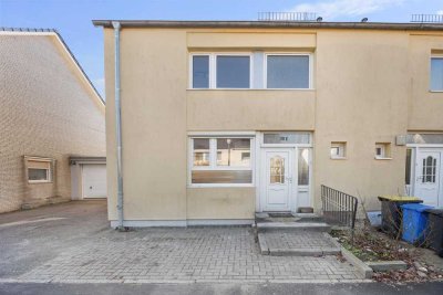 Haus mit Vollkeller und Garage in Neumünster!!!