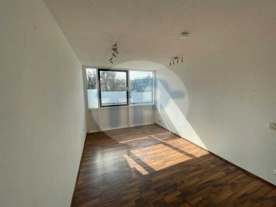 ZUR MIETE:
4-ZIMMERWOHNUNG IN TRAUMHAFTER LAGE 
DER DREIFLÜSSESTADT PASSAU