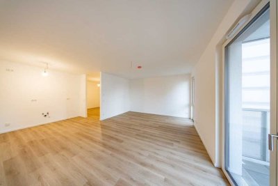Großzügige Neubauwohnung an der Dahme mit 2 Bädern, Fußbodenheizung und Balkon