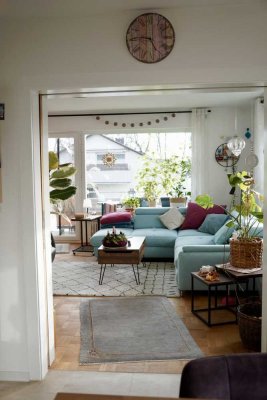 Lichtdurchflutete 4-Zimmer-Wohnung mit Seeblick und großem Balkon in Staad