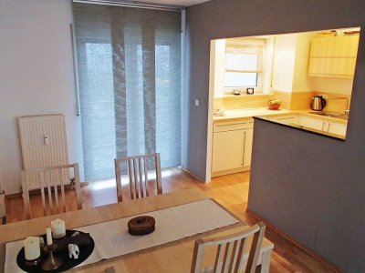 2-Zimmer Wohnung mit zwei Balkonen, Aufzug und Tiefgarage