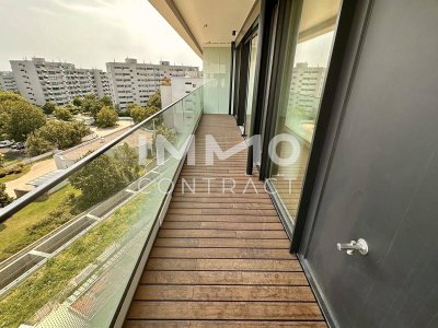 New price! Luxurious 3 room flat with balcony direct to the metro station and the DANUBE! Danubeview