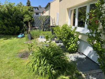Charmantes Einfamilienhaus mit großem Garten in toller Lage!