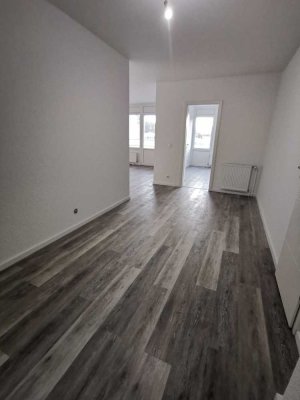 Sanierte freundliche und Lichtdurchflutete 3-Zimmer-Wohnung zur Miete in der Winterstraße, Bonn