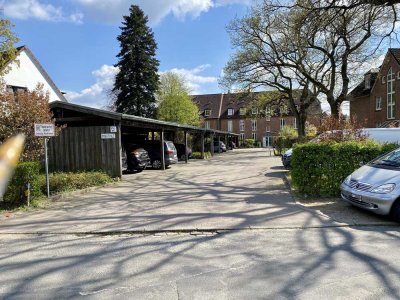 Ruhige gepflegte drei Zimmer Wohnung im Herzen von Garstedt.