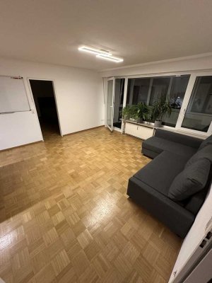 Möblierte 2-Raum-Wohnung mit Balkon und TG in Freiburg im Breisgau