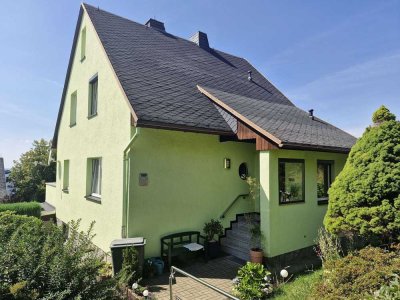 Die perfekte Mischung aus Ruhe und Komfort – Einfamilienhaus mit Pool in Toplage!