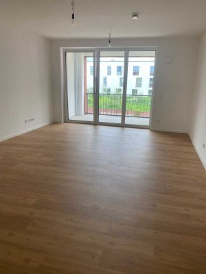 Flair - Große 3 Zimmer-Wohnung mit Loggia