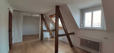 Charmante Altbauwohnung mitten in Ravensburg,  6-Raum-Wohnung in Ravensburg