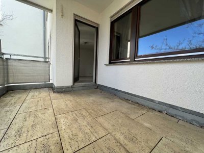 Exklusive 2- Zi- Hochparterre Whg mit Einbauküche, Balkon, TG, HMS in Hohenacker
