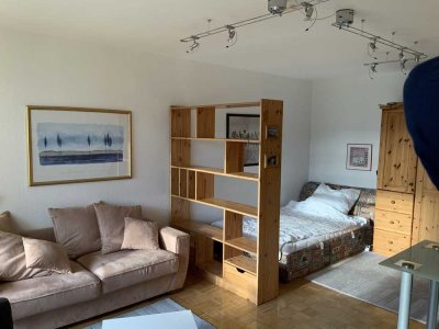 Möbliert! Geräumiges 1-Zimmer-Appartement mit Balkon in Braunschweig