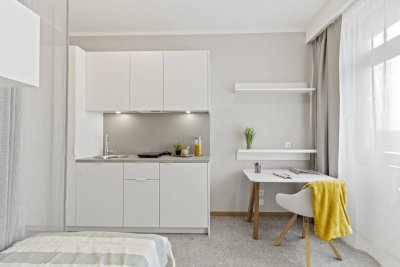 * ALL-INCLUSIVE-LIVING * im HANS-Y - Pauschalmiete (inkl. Strom, Heizung, Internet, Pool, Gym, Spa &amp; vieles mehr) + flexible Laufzeiten!