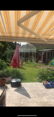 Modernisierte 4-Zimmer-Terrassenwohnung mot großem Garten und EBK in Uninähe