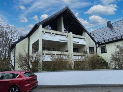 gut geschnittene 2-Zimmer-Wohnung mit Balkon in Obermenzing